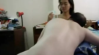 Horny Chinese girl Cheating with her boss while calling her husband