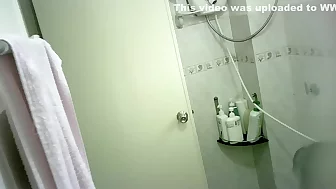 Tiny Chinese Teen Bathing Spy-cam